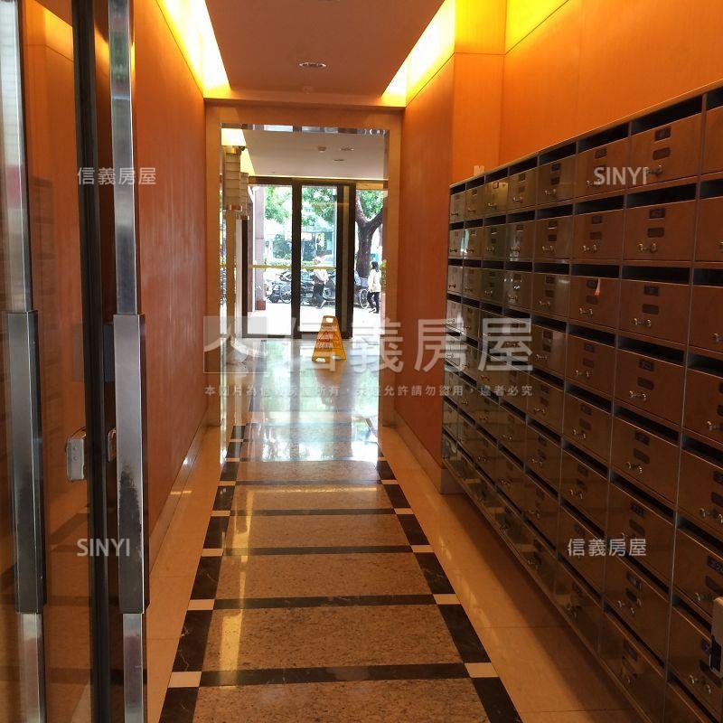 雙橡園社區外觀及周邊環境