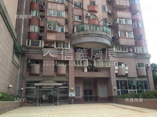 宏英加州社區外觀及周邊環境