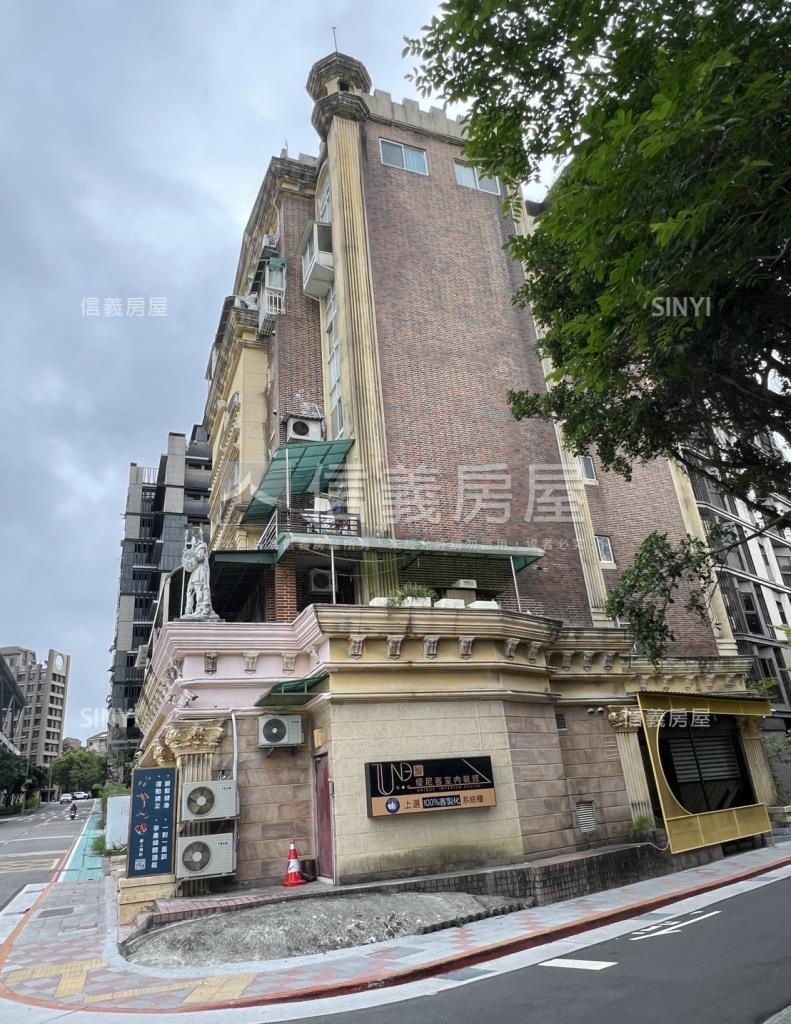 亞曼尼社區外觀及周邊環境