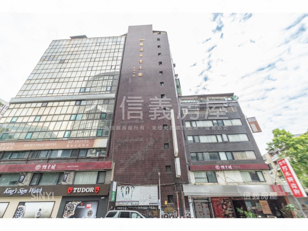 騰達商業社區外觀及周邊環境