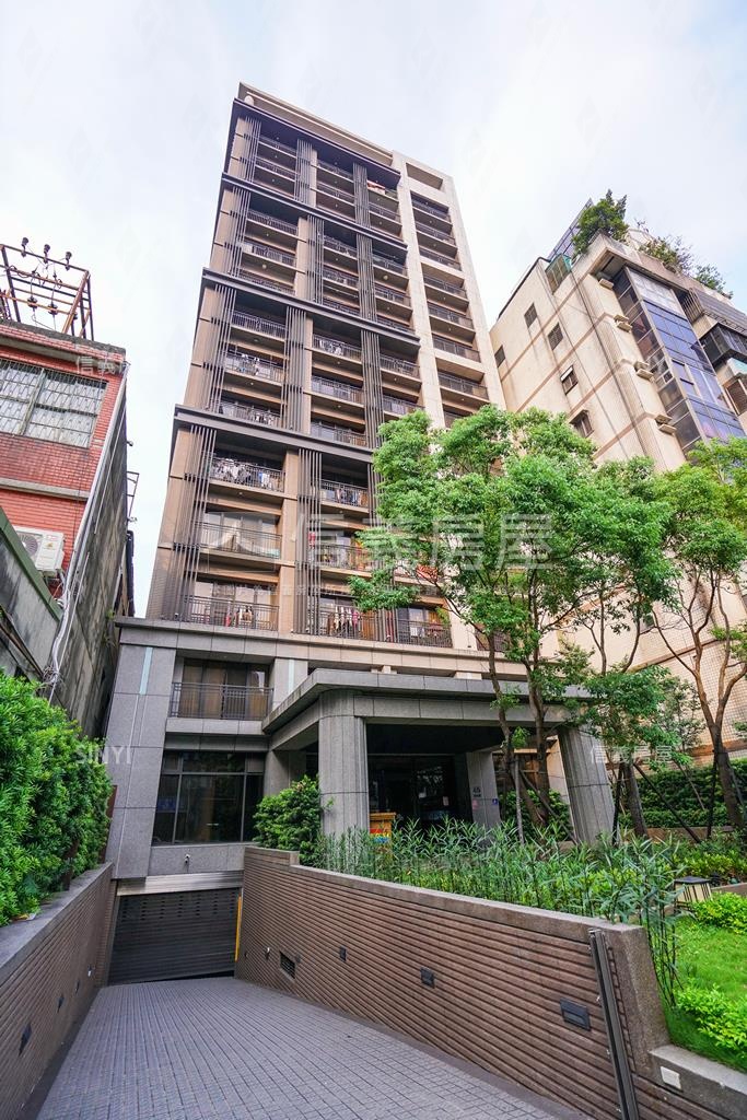 東村時上社區外觀及周邊環境