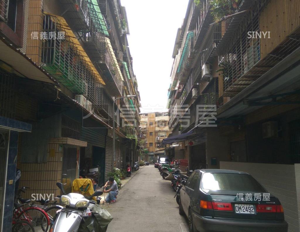 中華電信公寓社區外觀及周邊環境