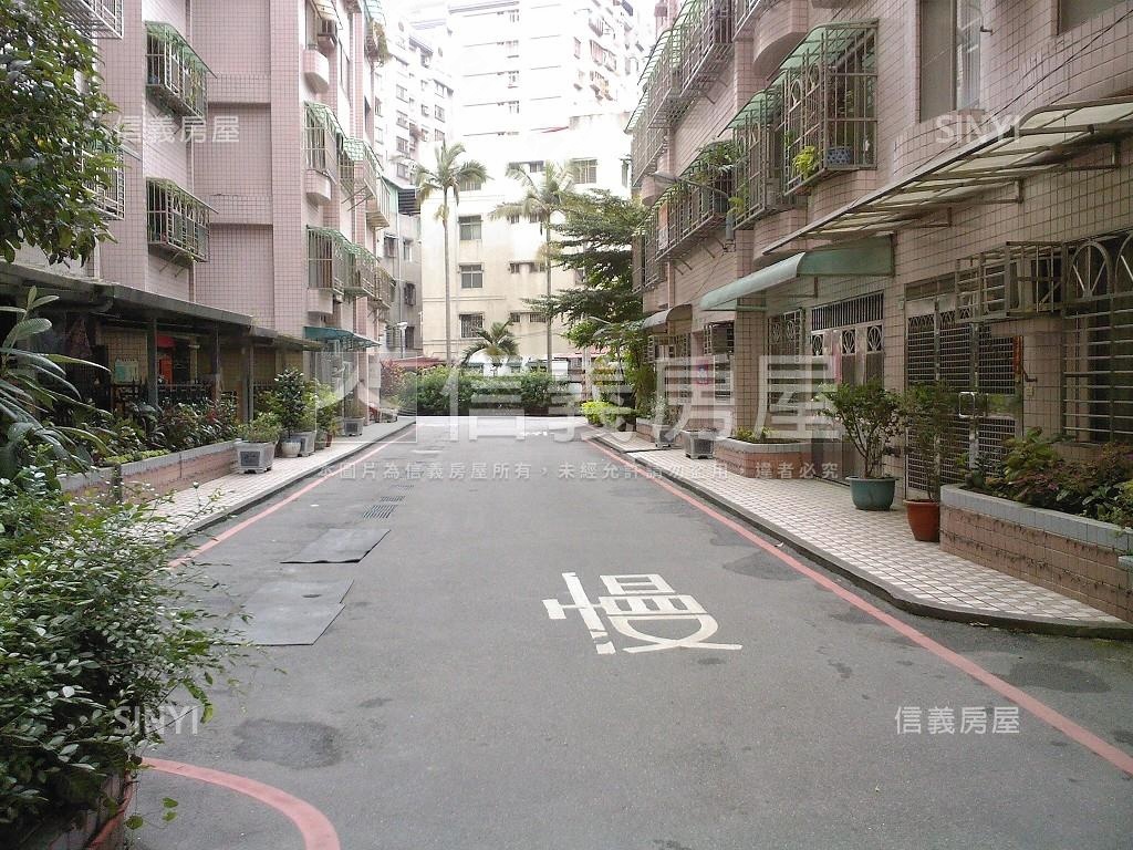 富園社區社區外觀及周邊環境