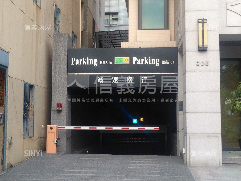 極品社區外觀及周邊環境