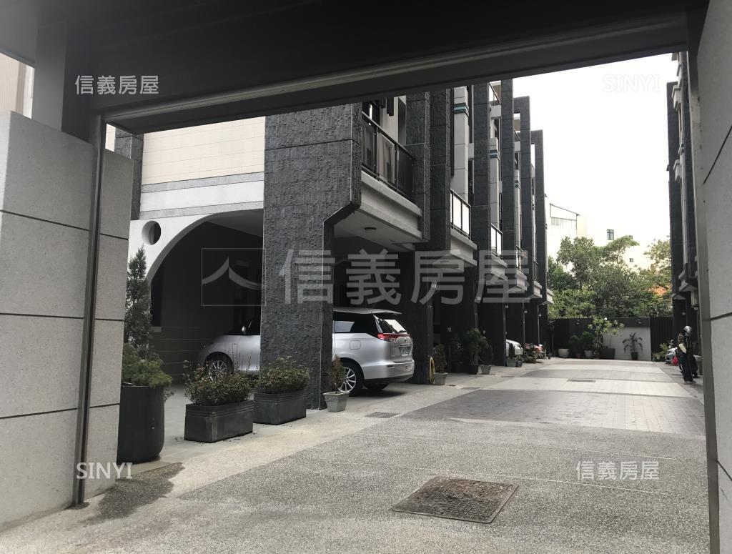 泓品京囍社區外觀及周邊環境