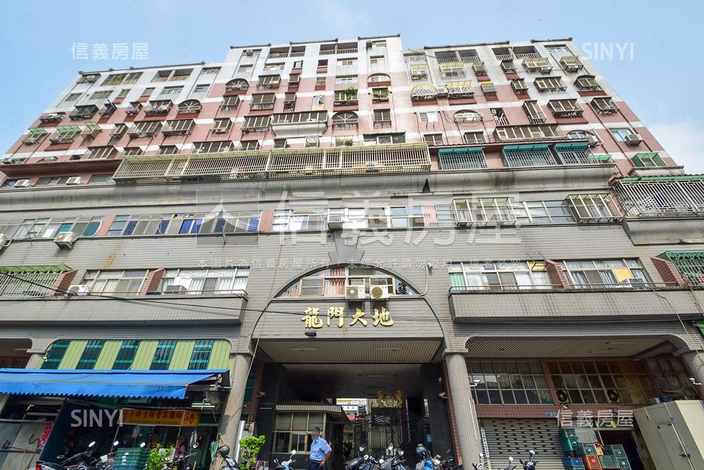 龍門大地社區外觀及周邊環境