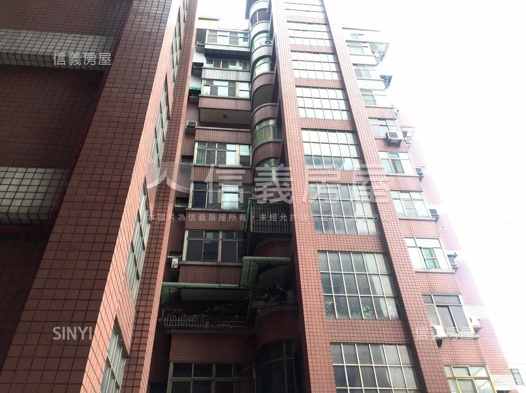 龍門大地社區外觀及周邊環境