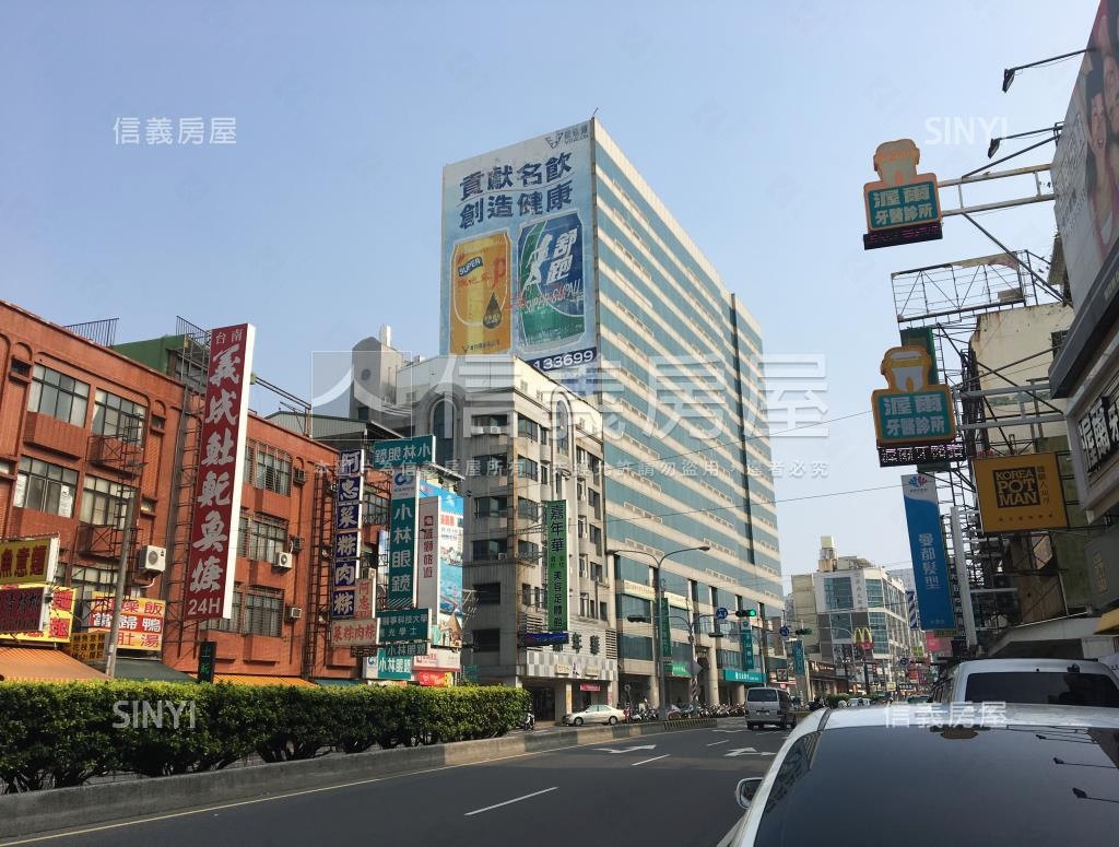 慶茂大樓社區外觀及周邊環境