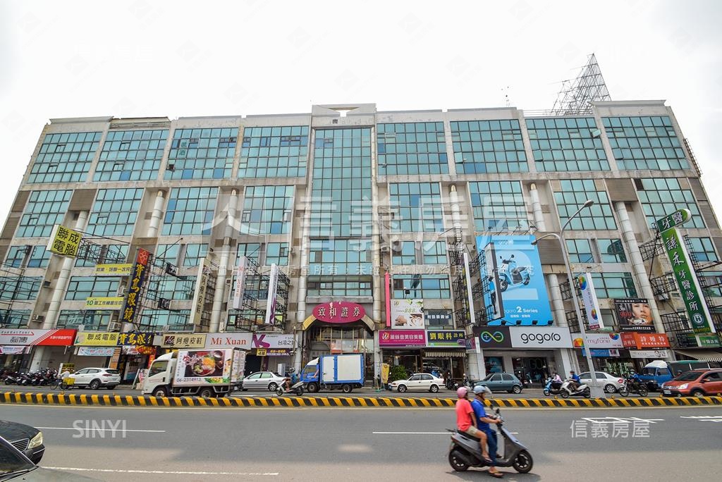 巨星大樓社區外觀及周邊環境