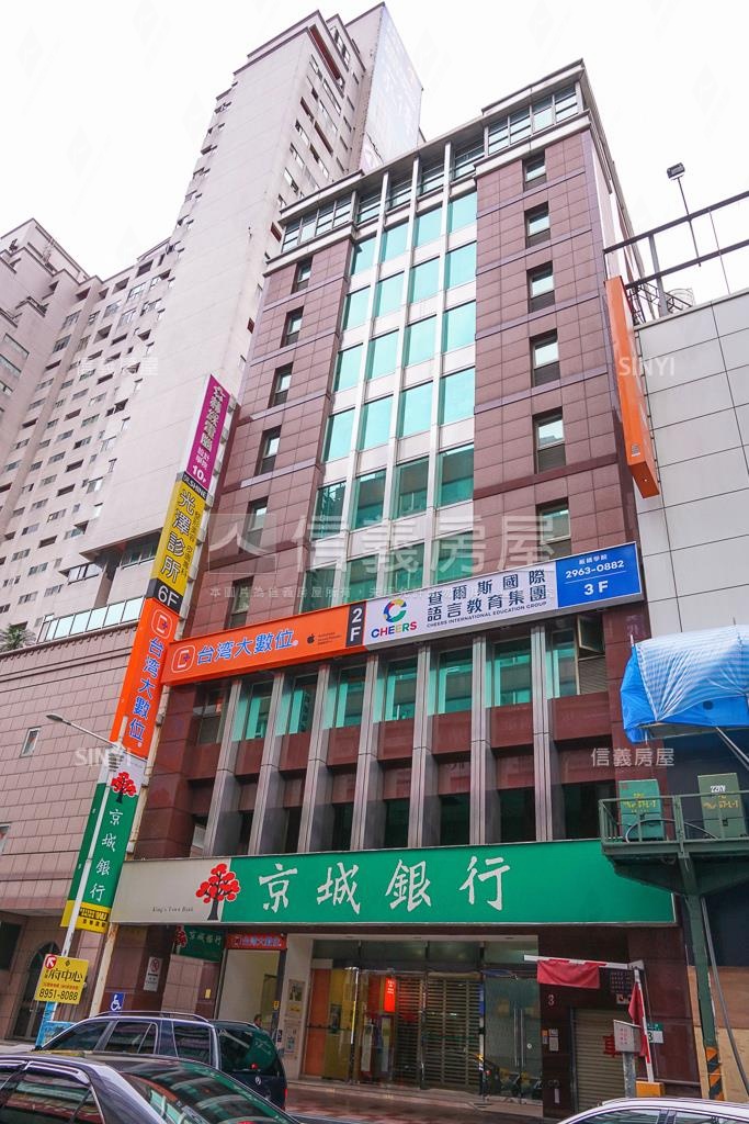 長生大樓社區外觀及周邊環境