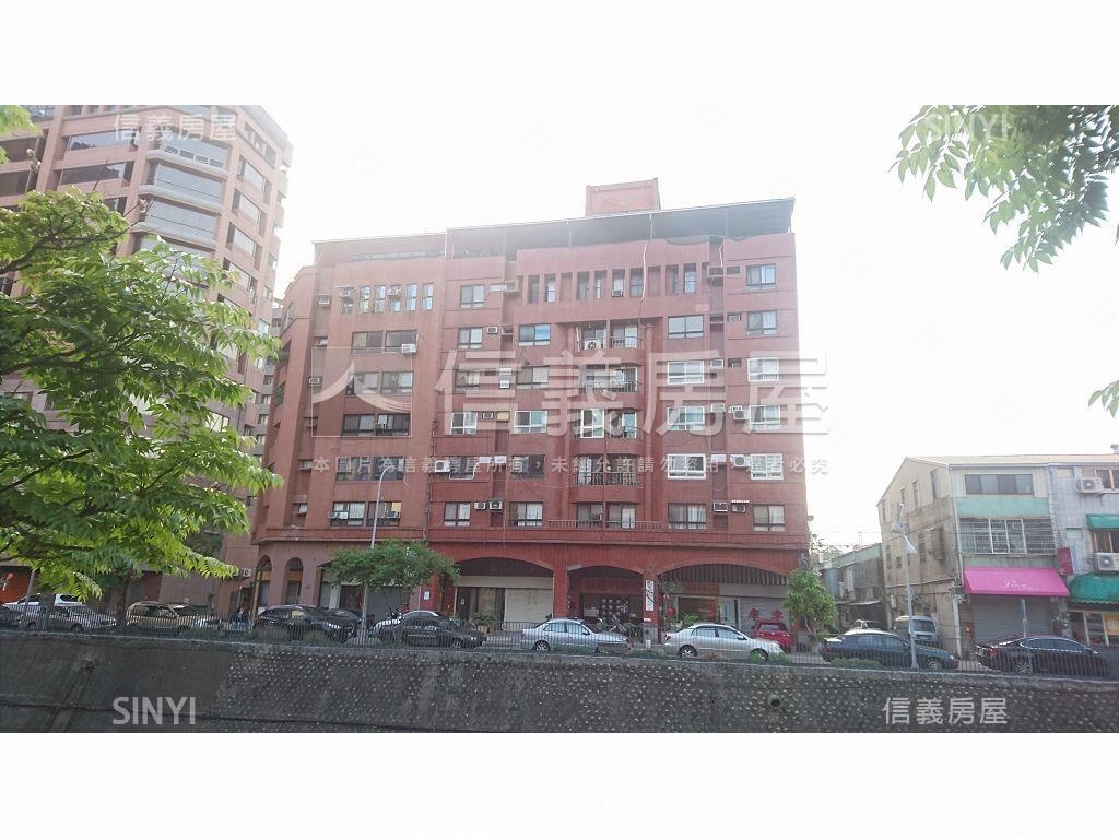 喜臨門華廈社區外觀及周邊環境