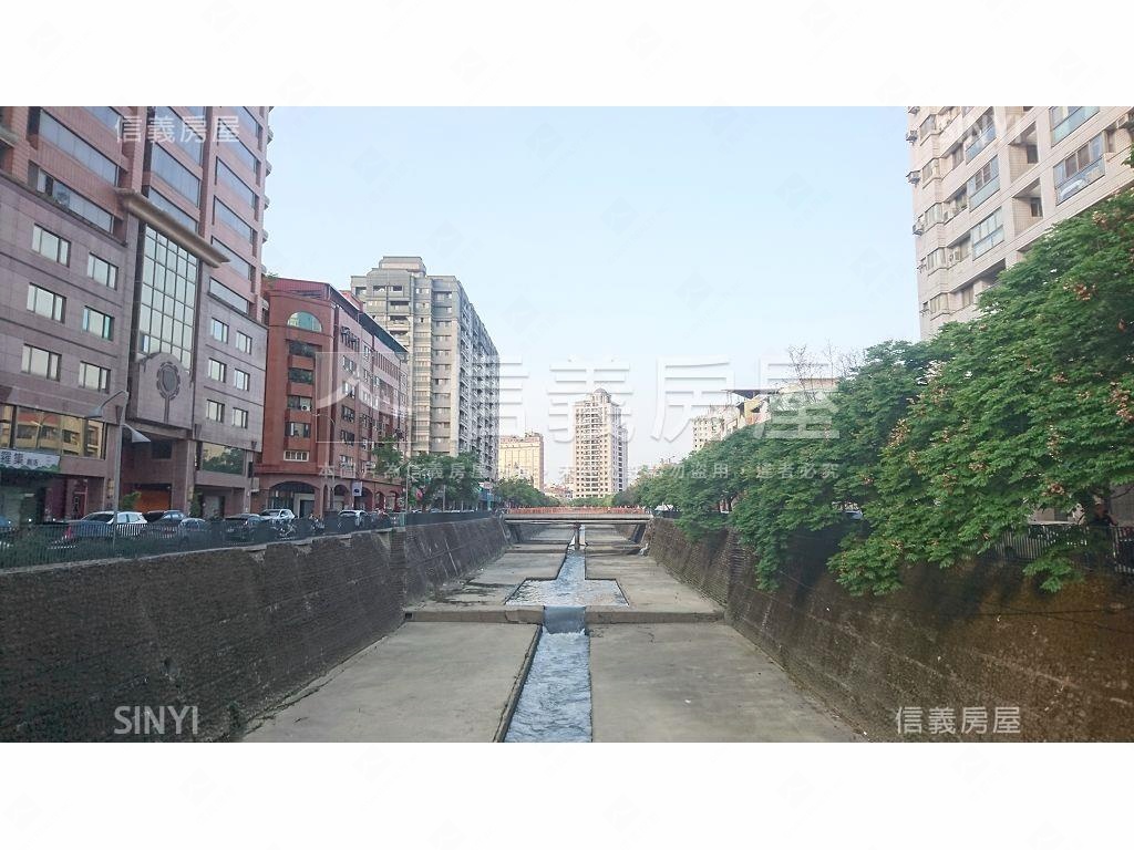 喜臨門華廈社區外觀及周邊環境