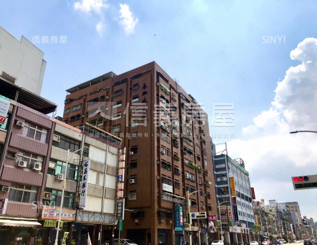 長春山水社區外觀及周邊環境