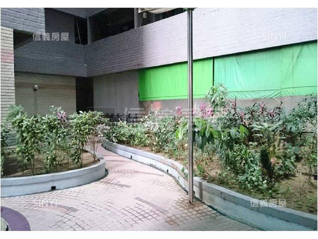 至尊天廈社區外觀及周邊環境