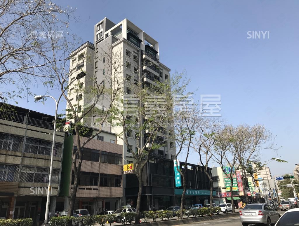 玉山臻邸社區外觀及周邊環境