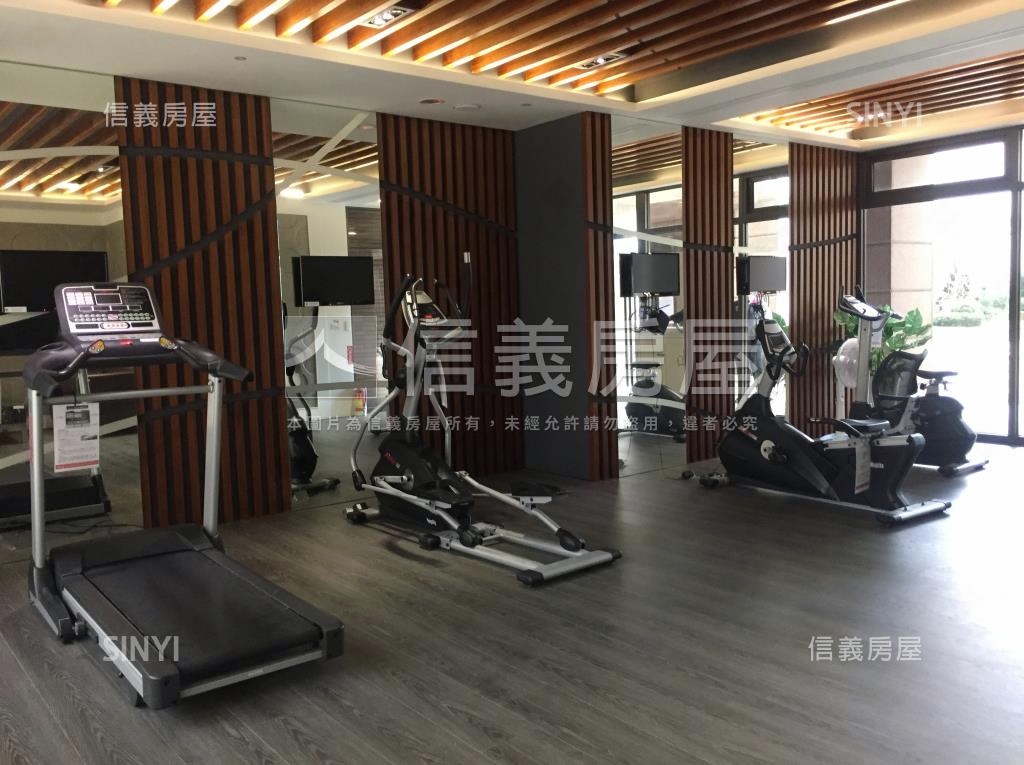 文華新站社區外觀及周邊環境