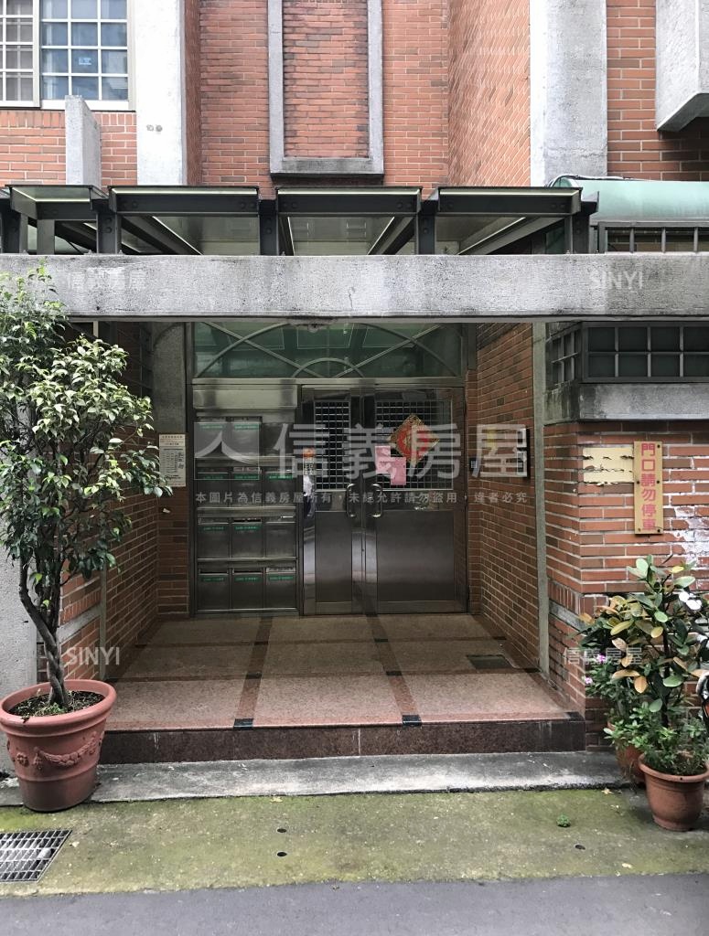 澄品社區外觀及周邊環境