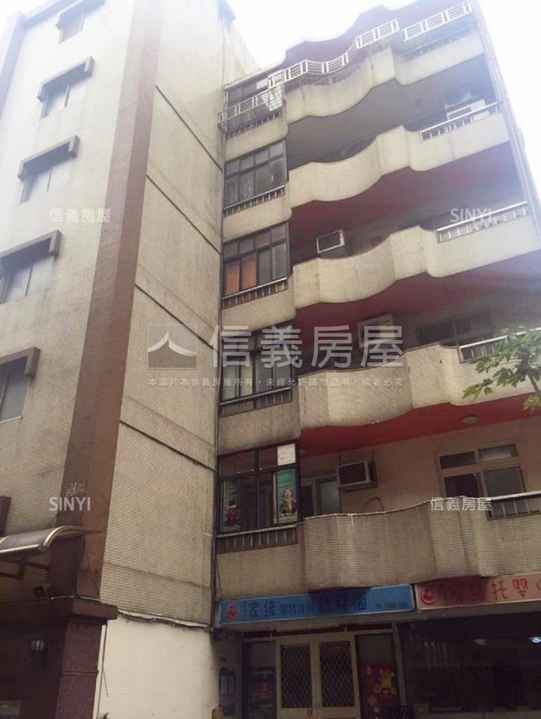 居住大廈社區外觀及周邊環境