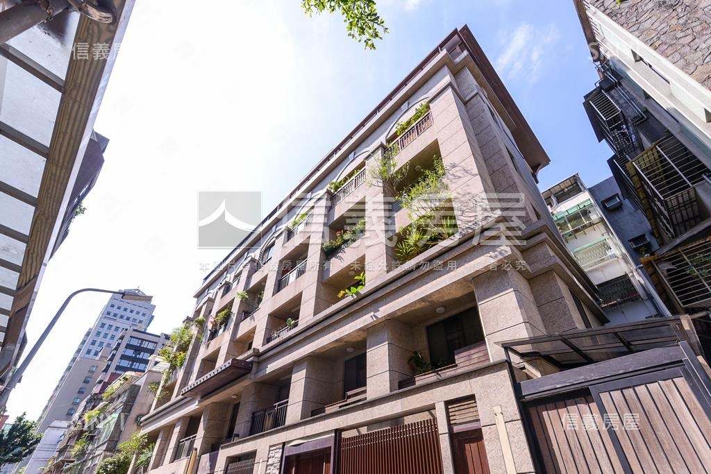 仁愛首杭社區外觀及周邊環境