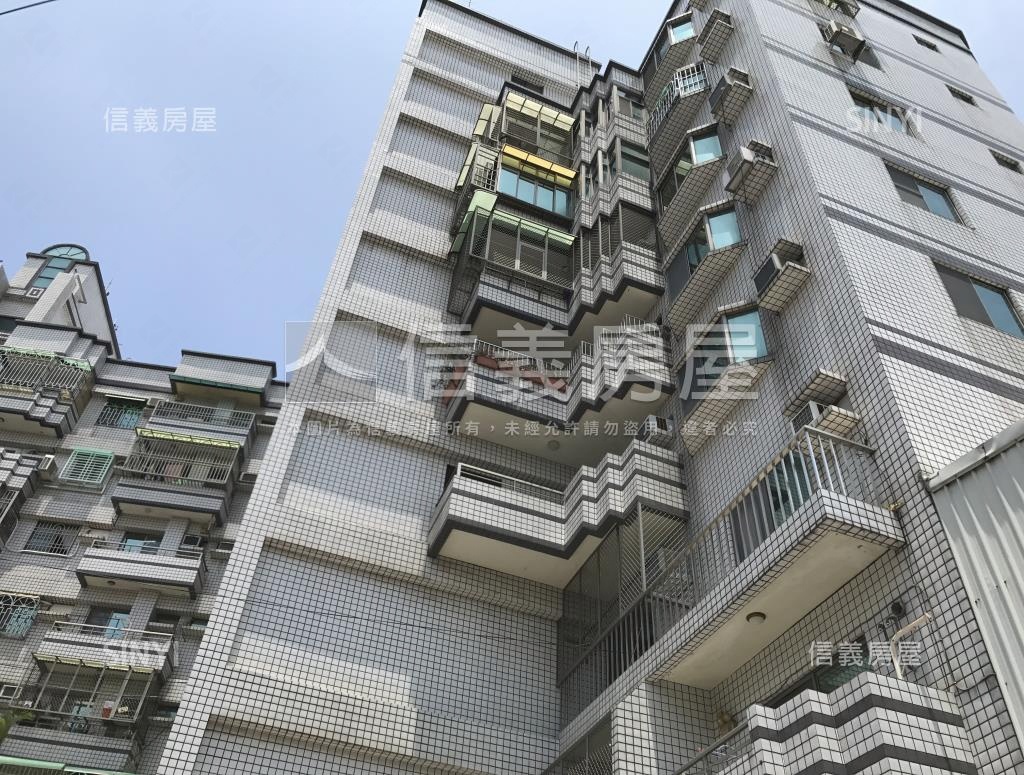 啟順天廈社區外觀及周邊環境
