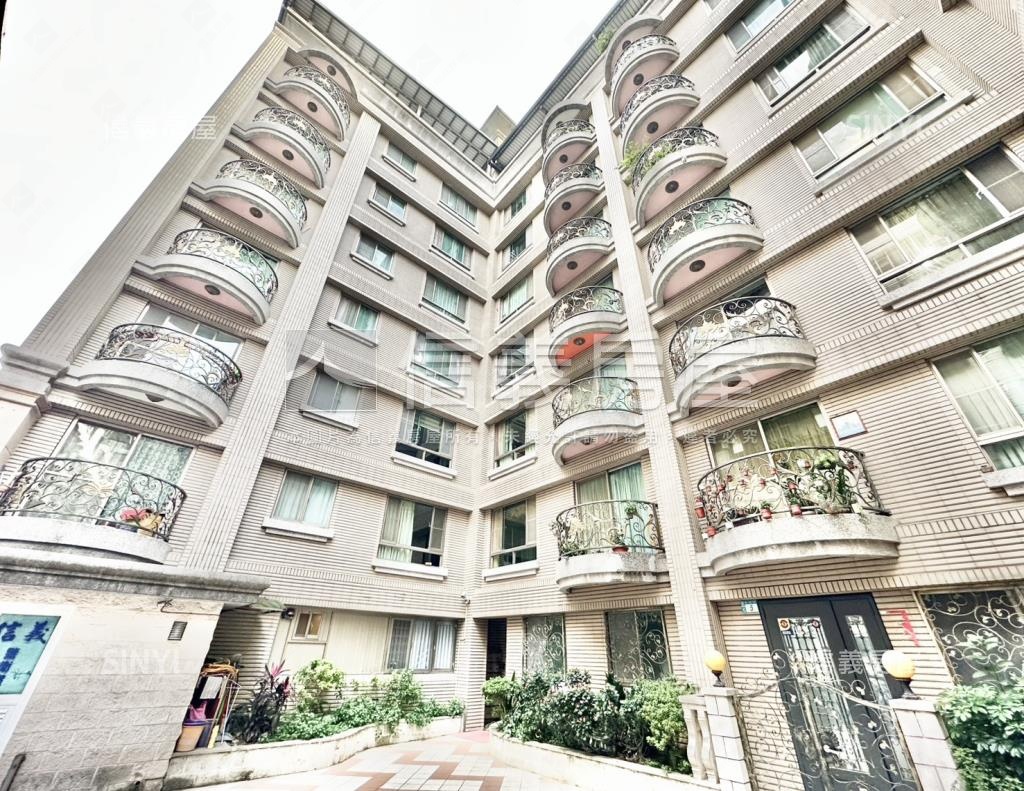 信義名門社區外觀及周邊環境