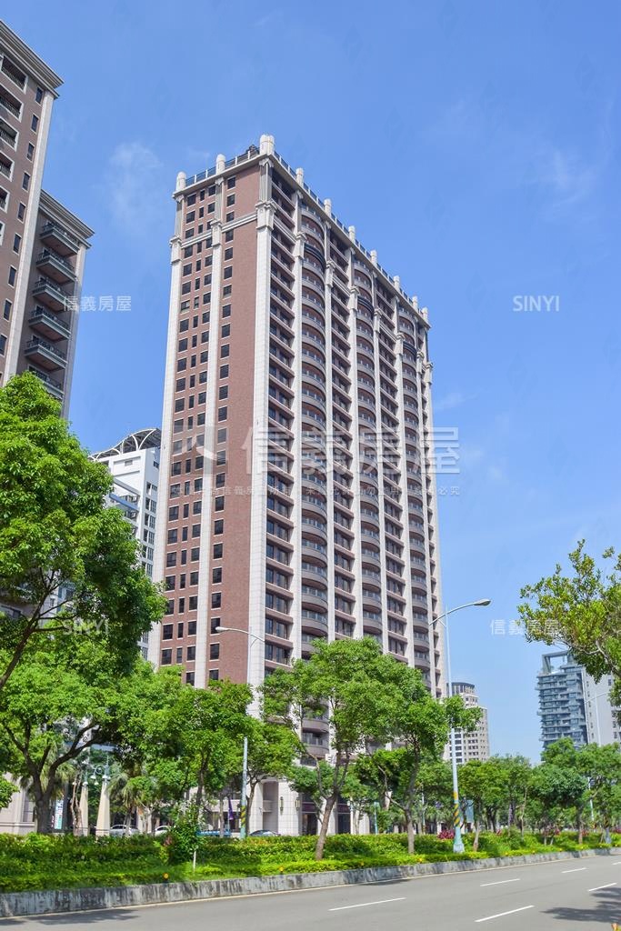 一品花園社區外觀及周邊環境