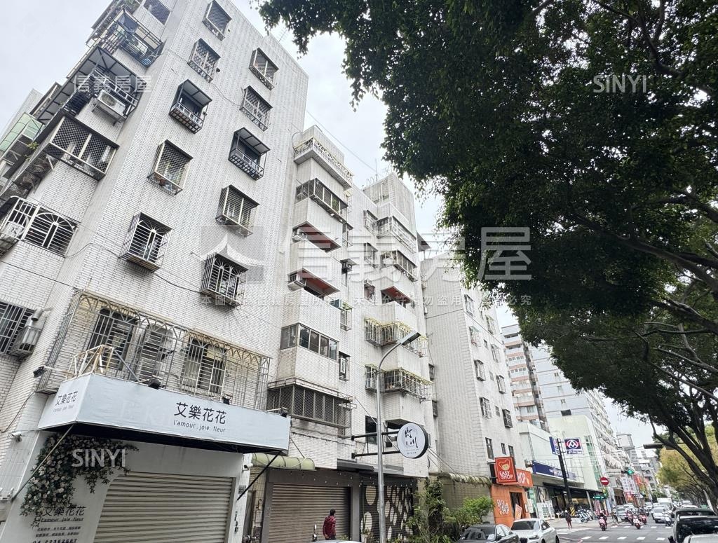 北區區公所華廈社區外觀及周邊環境