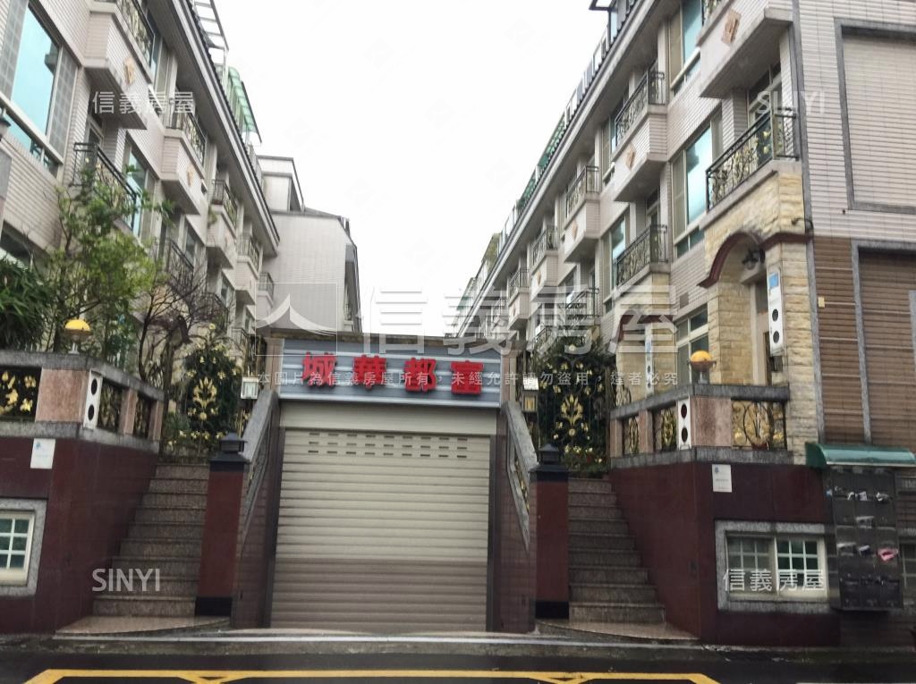 富都華城社區外觀及周邊環境