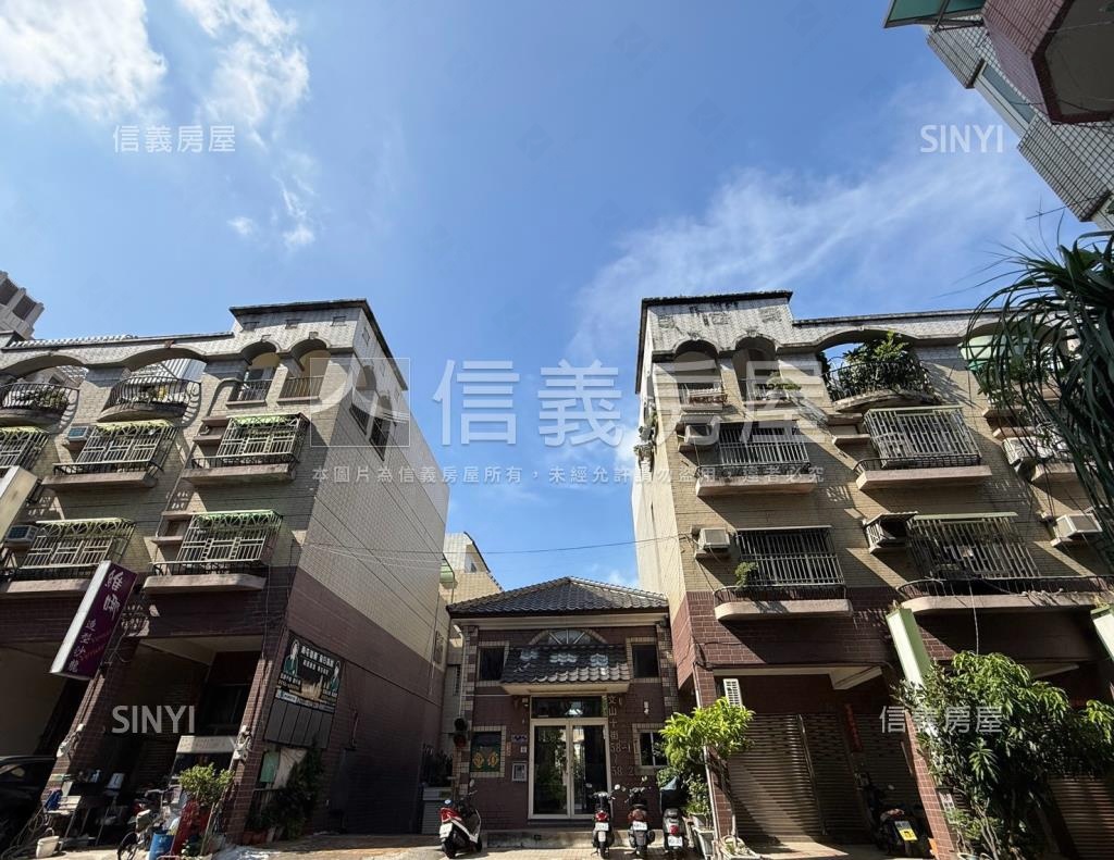 五權新世界社區外觀及周邊環境