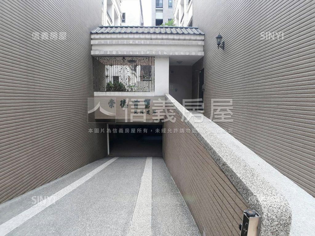 崇德首璽社區外觀及周邊環境