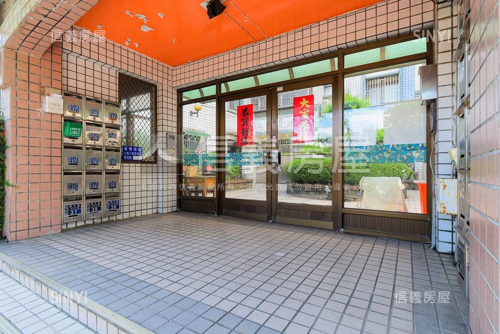 育賢學園社區外觀及周邊環境