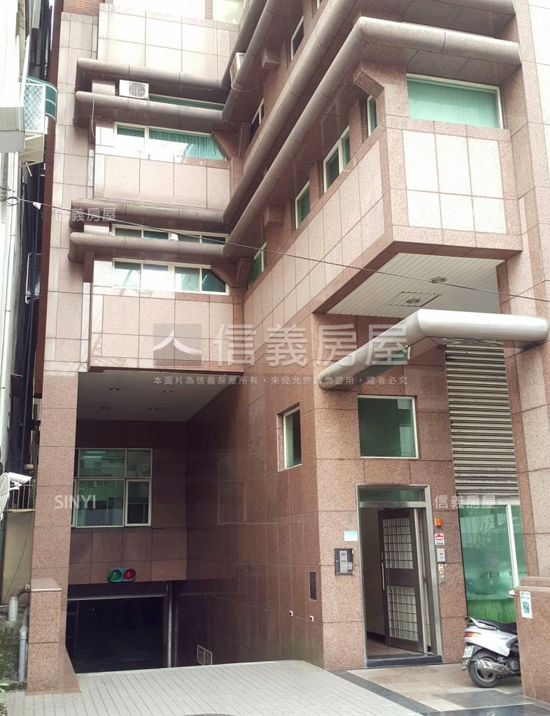 新大稻埕大廈社區外觀及周邊環境