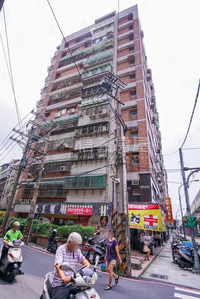 長安天廈社區外觀及周邊環境