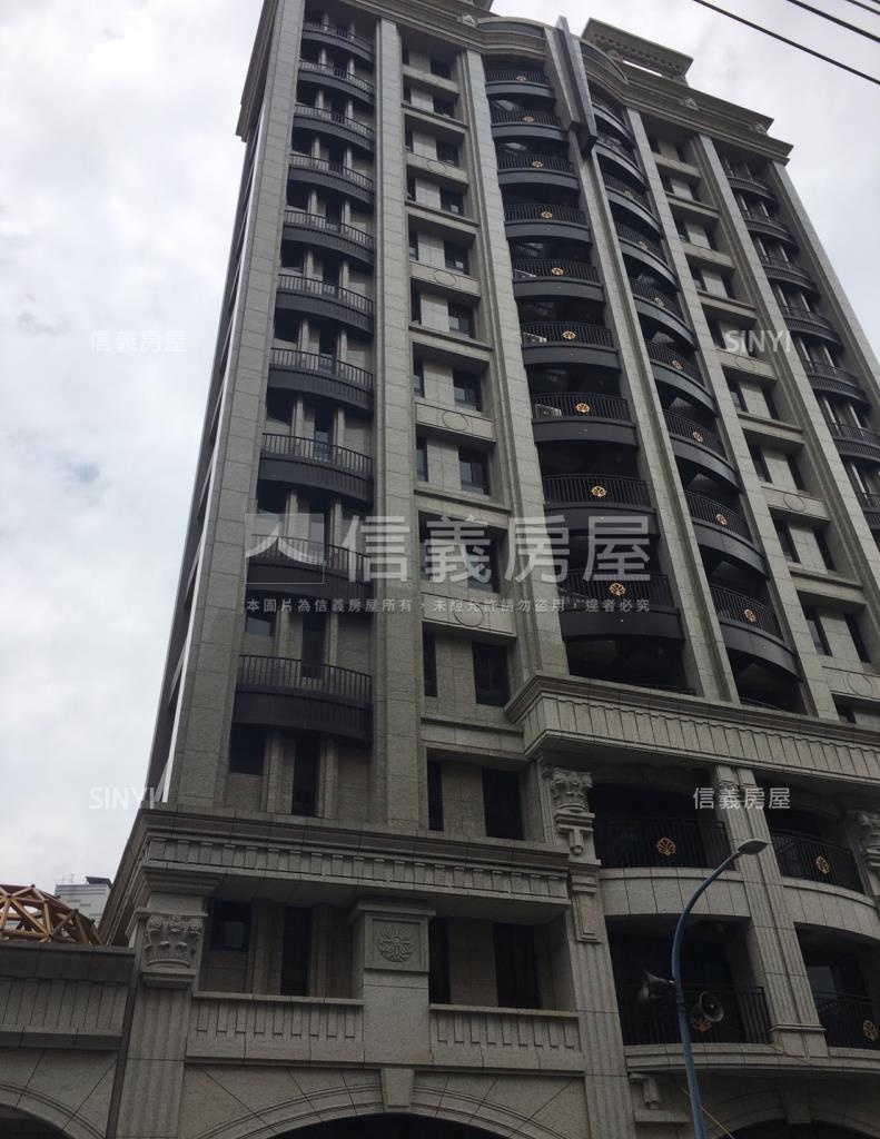 中正威登社區外觀及周邊環境
