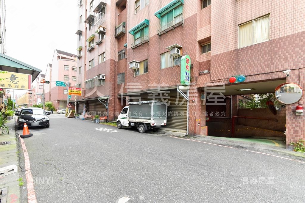 統領大國社區外觀及周邊環境