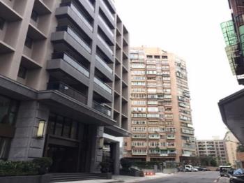 首鼎
