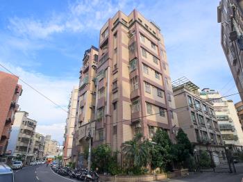 龍居北京