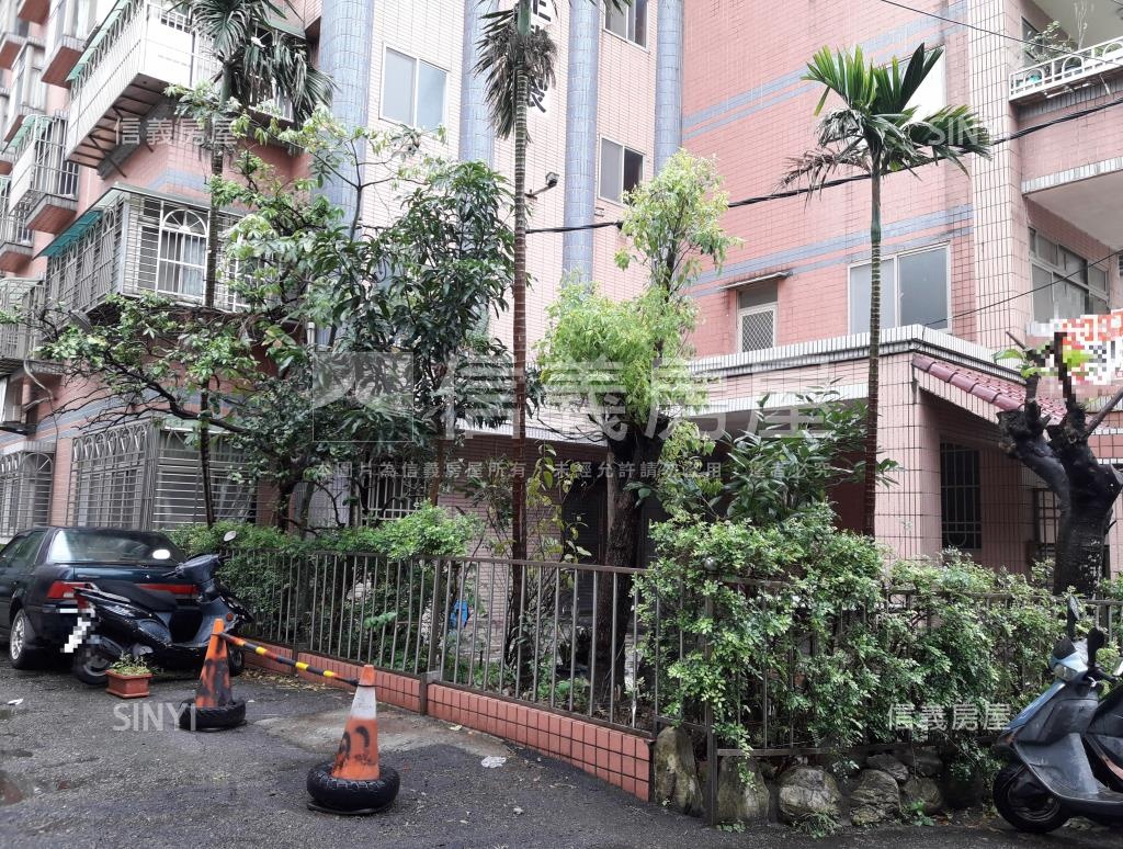 漢宮名園社區外觀及周邊環境