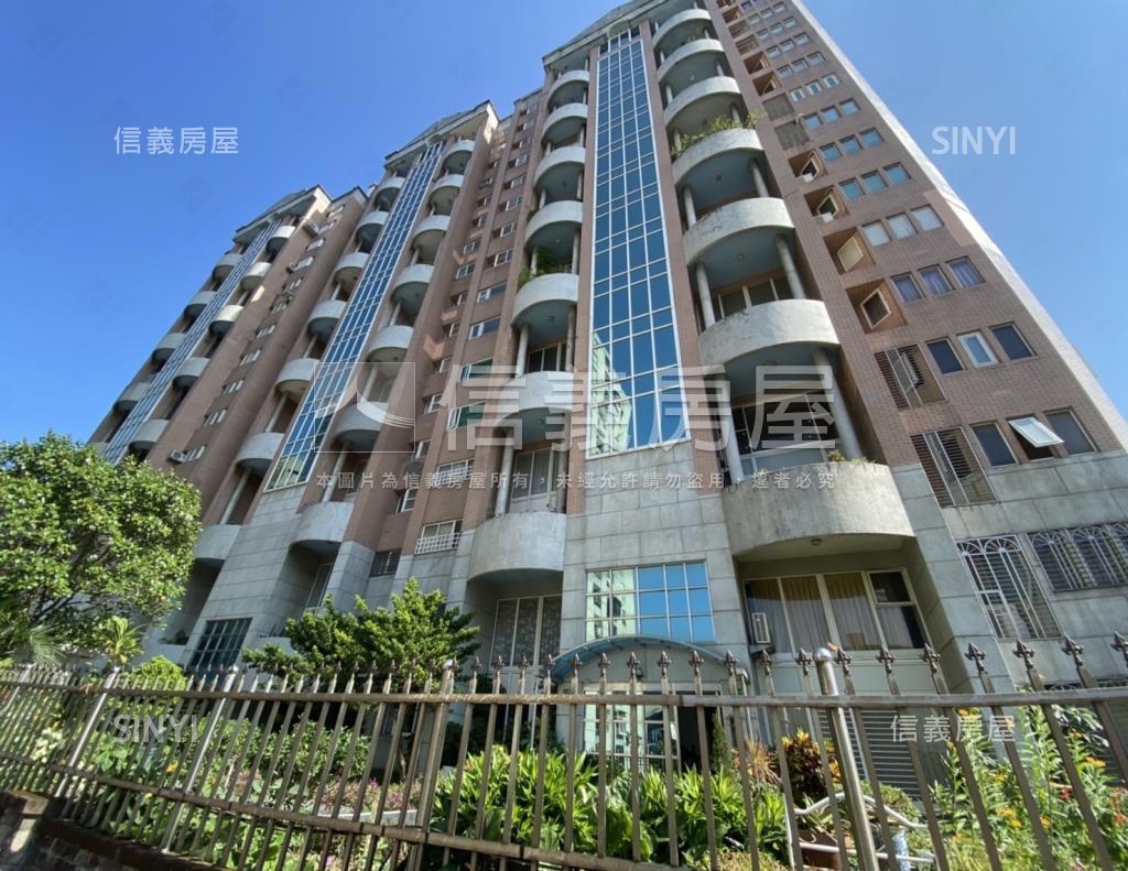 當代名廈社區外觀及周邊環境