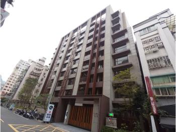 名軒濡山