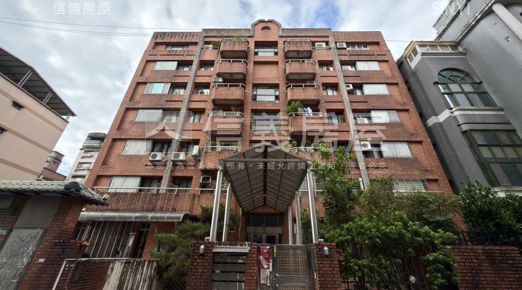 雅歌華廈社區外觀及周邊環境