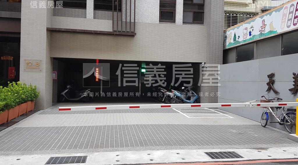 天美社區外觀及周邊環境