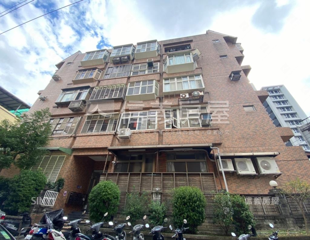 玫瑰詩篇社區外觀及周邊環境