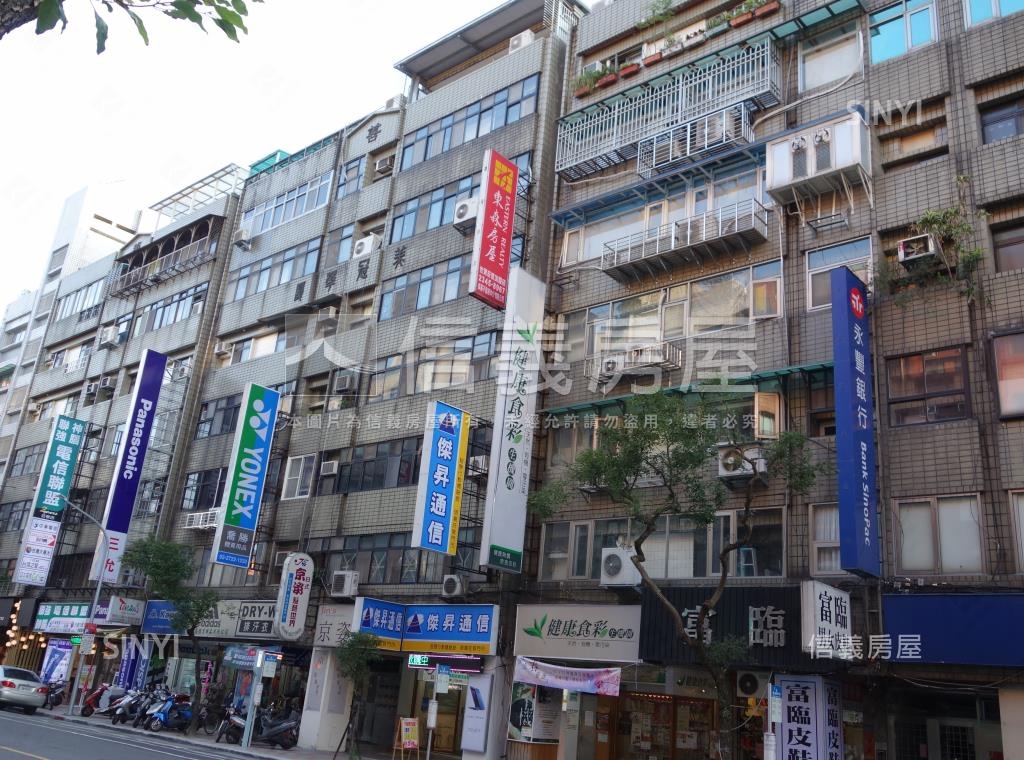 美冠華廈社區外觀及周邊環境