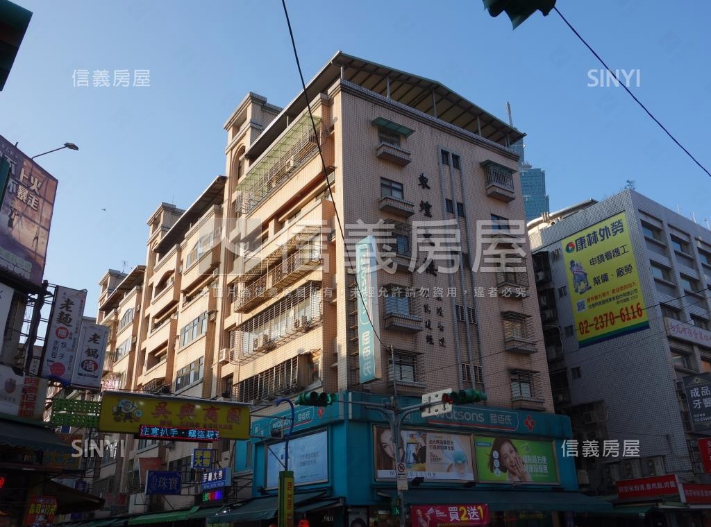 東煌大樓社區外觀及周邊環境