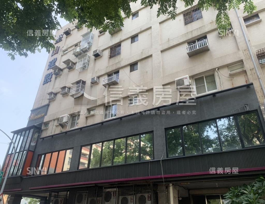 堅山學府社區外觀及周邊環境