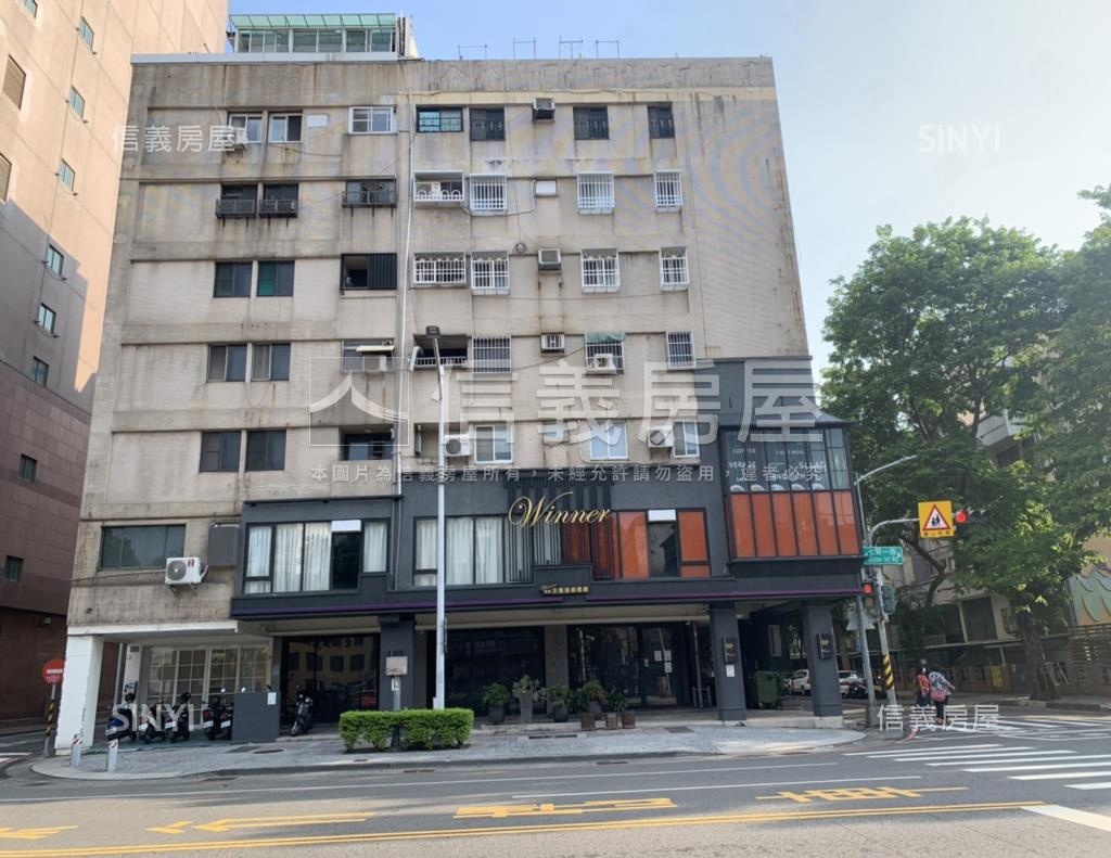 堅山學府社區外觀及周邊環境