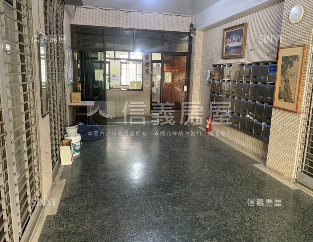 堅山學府社區外觀及周邊環境
