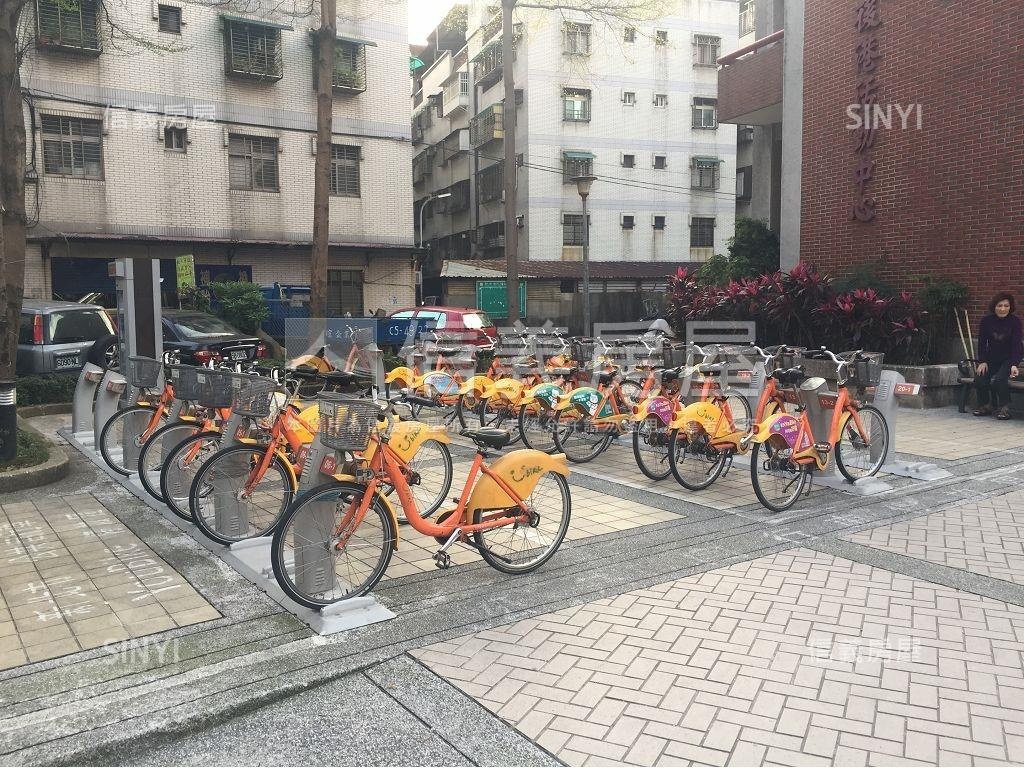 肯仲樂高(民安３６)社區外觀及周邊環境