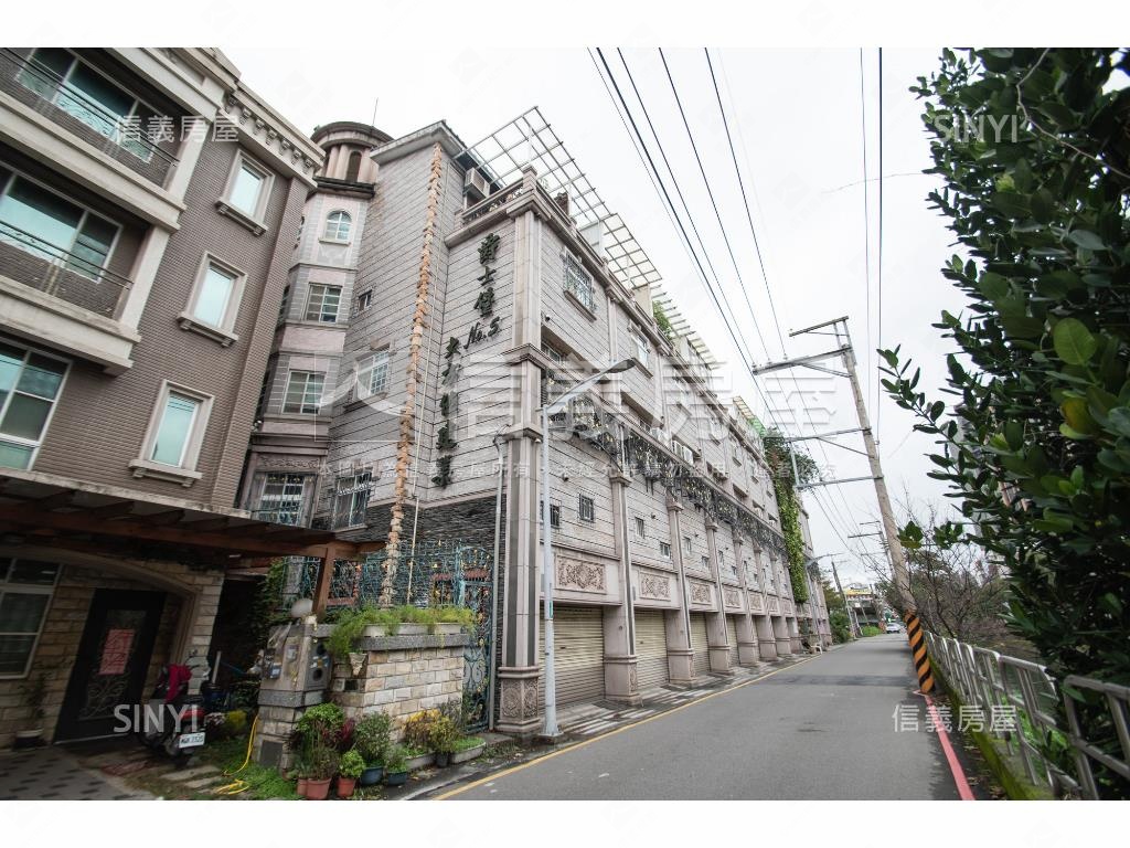 爵士堡社區外觀及周邊環境